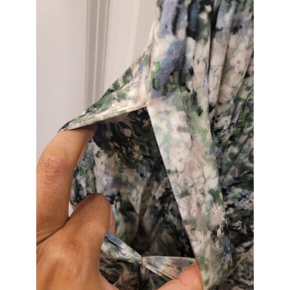 Vince Painted Floral Smocked Skirt with pockets - Picture 7 of 13